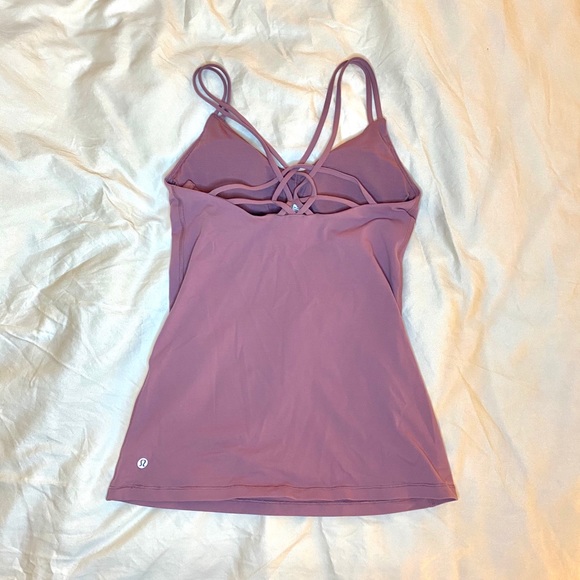 💜 Lululemon Purple Mauve Tank w/ Built-In Bra (6) 💜 - Picture 2 of 3